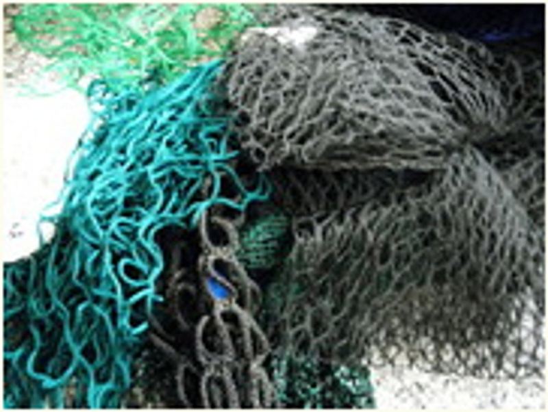 Green and white sports safety barrier netting for clubs